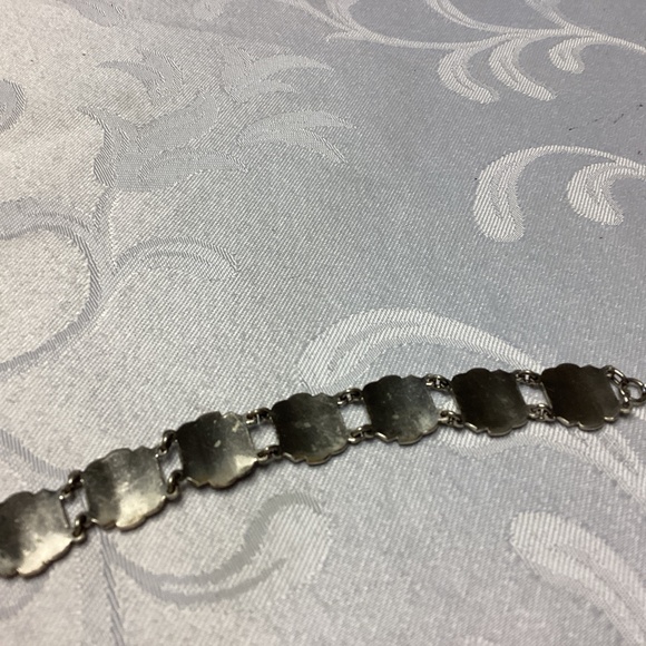 Sterling CREST , Link bracelet, vintage, beautiful designMOMS STUFF - Picture 10 of 13